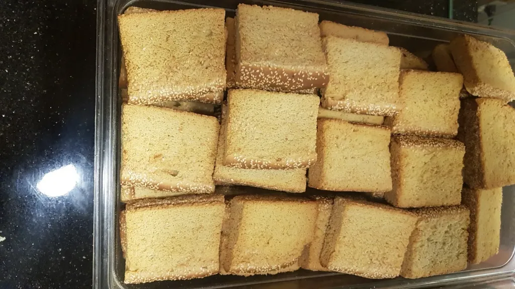 [BREAD-006] Kaak Kiloo كعك عادي